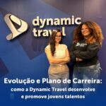 duas mulheres com braços cruzados em frente ao logo da dynamic travel