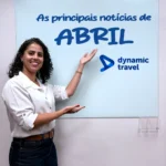 executiva apontando para lousa