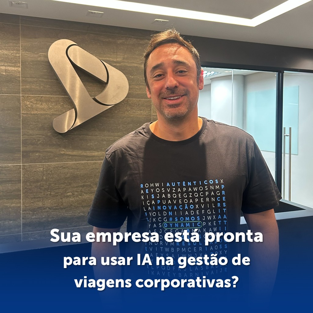 sócio diretor em frente ao logo dynamic